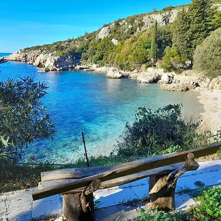 Neonila Apartmán Mlini