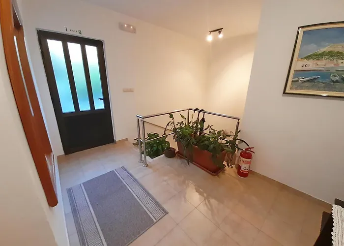 Neonila Lägenhet Mlini