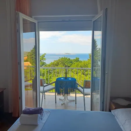 Neonila Apartment